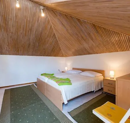 Apartman Lima Lazaneo Jelsa (Hvar)