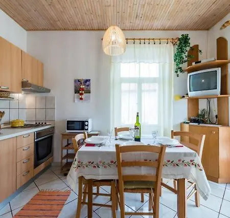 Appartement Lima Lazaneo