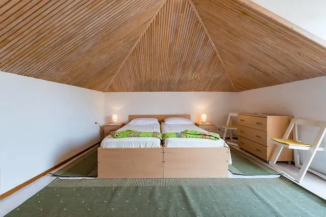 Lima Lazaneo * Jelsa (Hvar)